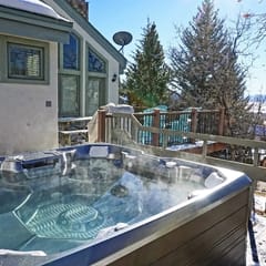 PowderDayz Chalet (202854)