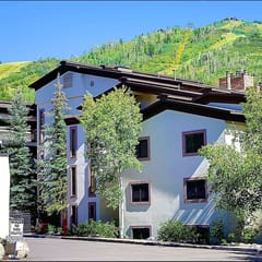 Dulany at the Gondola 101 (202902-1991)
