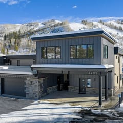 FPX Legacy Lodge (1121082)