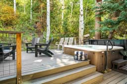 Emerald View Chalet (202801) - Image 2