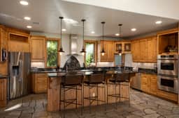 Emerald View Chalet (202801)