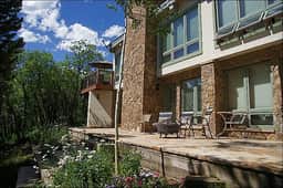 PowderDayz Chalet (202854)