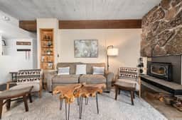 Storm Meadows Club C-220 (977857) - Image 2