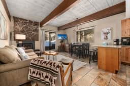 Storm Meadows Club C-220 (977857)