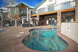 Storm Meadows Club C-220 (977857)
