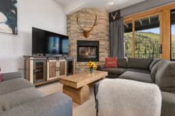 Storm Meadows Club Townhome 3 (1129732) - Image 2