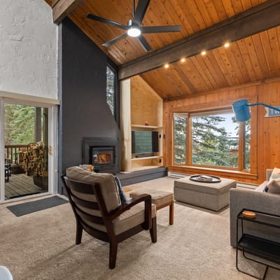 Ski Ranch Loft (950218)