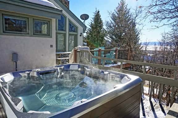 PowderDayz Chalet (202854) - Image 1
