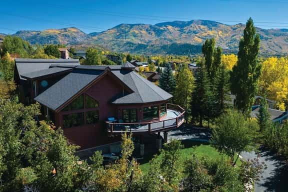 Moose Meadows Lodge (837705) - Image 1