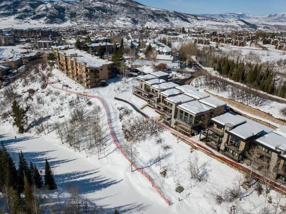 Storm Meadows Club B-413 (202782-5337)