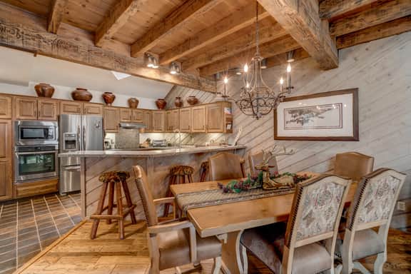 PowderDayz Chalet (202854)