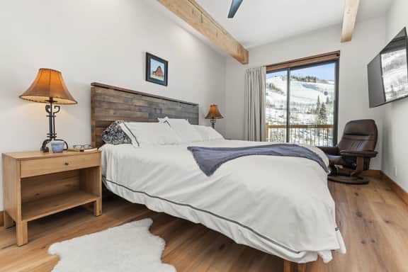 Storm Meadows Club B-211 (1046709)