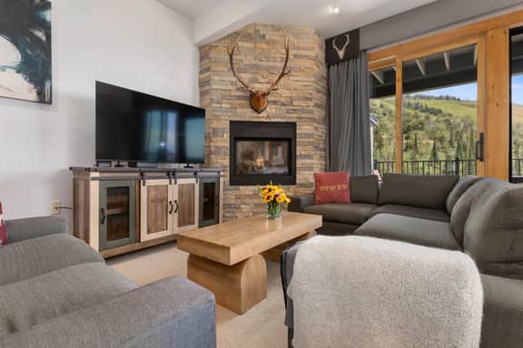 Storm Meadows Club Townhome 3 (1129732) - Image 2