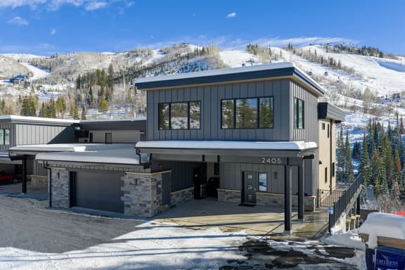 FPX Legacy Lodge (1121082)